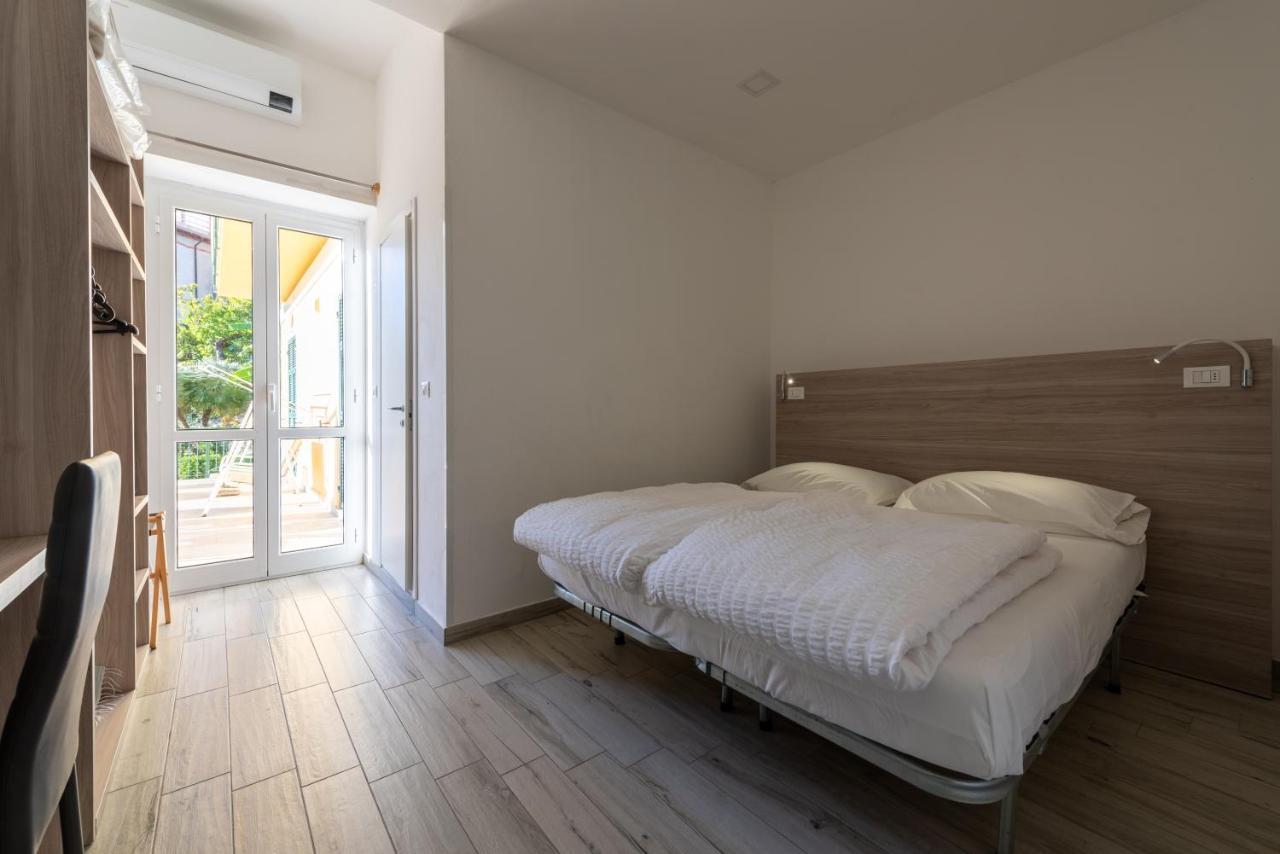 Hotel Deutsche Familien Финале Лигуре Екстериор снимка