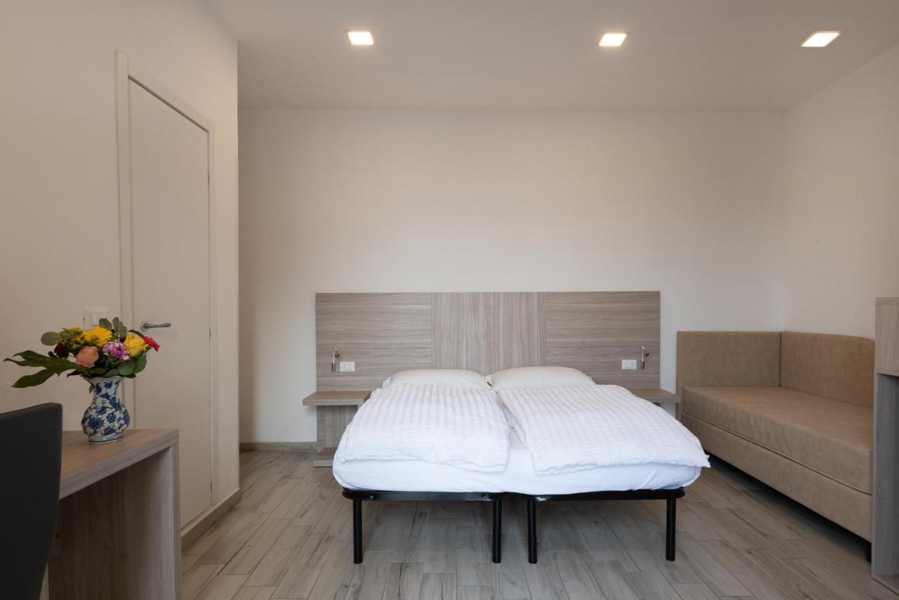 Hotel Deutsche Familien Финале Лигуре Екстериор снимка