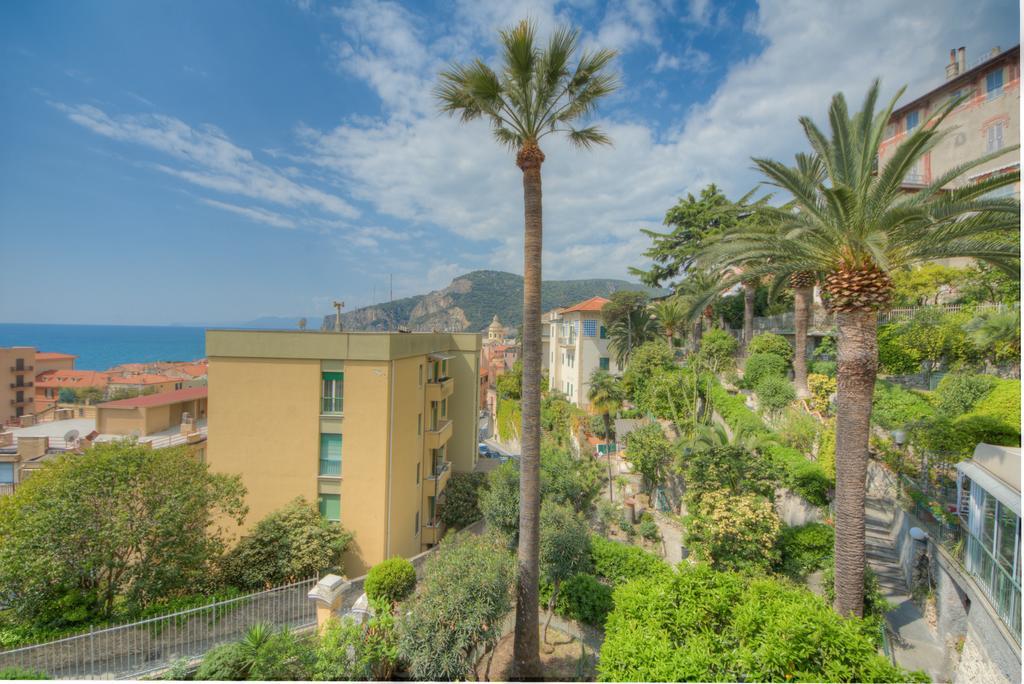 Hotel Deutsche Familien Финале Лигуре Екстериор снимка