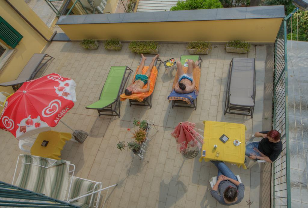 Hotel Deutsche Familien Финале Лигуре Екстериор снимка